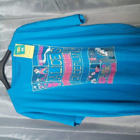 Alice and Wonderland Tee - Picture 6 of 8